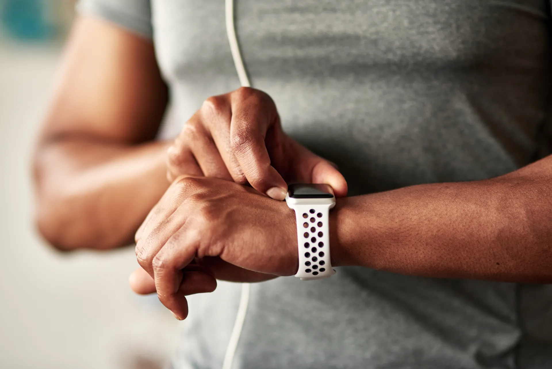Checking a wearable on the wrist